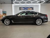 Begagnad BMW 750 449 HK (330 kW) 2016 Brun Sedan