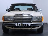 begagnad Mercedes 240 D 72hk - Nybesiktigad , Skattebefriad