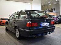 begagnad BMW 528 E39 iA TOURING AUT LÄDER 2000, Kombi