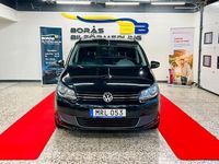 Begagnad VW Touran 105 HK (77 kW) 2012 Svart Minibuss