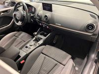 begagnad Audi A3 Quattro Sedan 2.0 TDI Proline 2015, Halvkombi