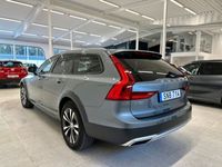 begagnad Volvo V90 CC D4 AWD Momentum Skinn/Drag/Elstolar