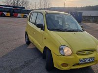 Begagnad Hyundai Atos 54 HK (39 kW) 2000 Gul Halvkombi