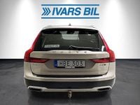 Begagnad Volvo V90 CC Momentum 235 HK (172 kW) 2018 Brun Kombi
