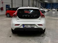 Begagnad Volvo V40 116 HK (85 kW) 2013 Vit Kombi