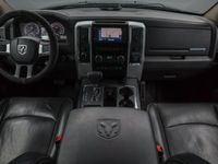 begagnad Dodge Ram 5.7 V8 4WD Laramie Alpine GPS Taklucka Flaklock