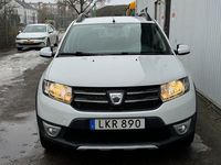 Begagnad Dacia Sandero Stepway 90 HK (66 kW) 2016 Vit
