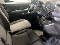 Ny Fiat Doblò 131 HK (96 kW) 2025 Vit Minibuss