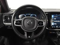 Begagnad Volvo V60 R-Design 150 HK (110 kW) 2020 Svart Kombi