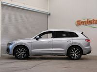 begagnad VW Touareg TDI 4M R-Line PANO LUFT DRAG MATRIX 286hk