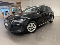 Begagnad Audi A3 Proline 150 HK (110 kW) 2023 Brilliantsvart Sedan