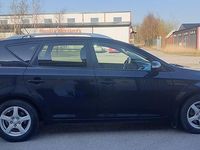Begagnad Kia Ceed 128 HK (94 kW) 2011 Svart Halvkombi