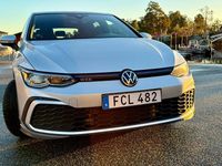 Begagnad VW Golf VIII GTE 245 HK (180 kW) 2021 Silver metallic Halvkombi