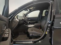 Ny BMW 330e M Sport 293 HK (215 kW) 2025 Svart Kombi