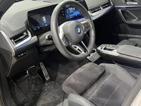 begagnad BMW iX1 xDrive30e M Sport Rattvärme DA Drag 2023, SUV