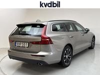 Begagnad Volvo V60 2022 Grå Kombi