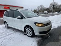 Begagnad VW Touran 150 HK (110 kW) 2015 Minibuss