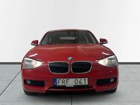 Begagnad BMW 118 143 HK (105 kW) 2013 Röd Halvkombi