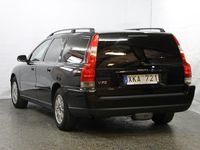 Begagnad Volvo V70 Business Edition 140 HK (102 kW) 2005 Svart Kombi