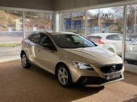 Begagnad Volvo V40 CC Momentum 120 HK (88 kW) 2017 Brun Kombi