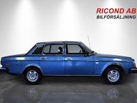 Begagnad Volvo 260 140 HK (102 kW) 1977 Mörkblå Sedan