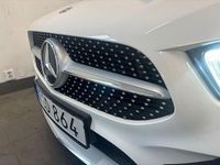 Begagnad Mercedes A180 AMG 116 HK (85 kW) 2018 Vit Halvkombi