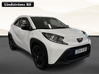 Begagnad Toyota Aygo X X-play 72 HK (52 kW) 2022 Vit SUV