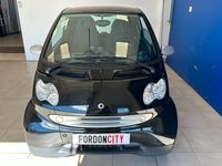 Begagnad Smart ForTwo Coupé 62 HK (45 kW) 2006 Svart Sportkupé