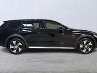Begagnad Volvo V60 CC 200 HK (147 kW) 2021 Svart Kombi