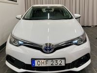 begagnad Toyota Auris Hybrid e-CVT Euro6 VÄRMARE EN ÄGARE 2017, Halvkombi