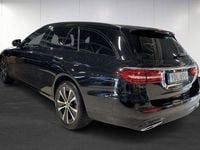Begagnad Mercedes E300 Avantgarde 306 HK (225 kW) 2023 Svart