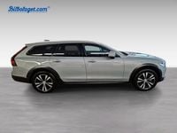 Begagnad Volvo V90 CC Plus 253 HK (186 kW) 2024 Grå Kombi