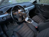 begagnad VW Passat Variant 2.0 TDI 16V 4Motion Sportline Euro