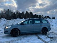 Begagnad Ford Focus Titanium 125 HK (91 kW) 2009