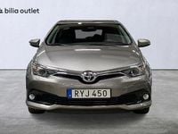 Begagnad Toyota Auris Active 116 HK (85 kW) 2016 Brun Halvkombi