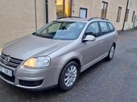 Begagnad VW Golf VI 102 HK (75 kW) 2008 Halvkombi