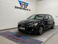 Begagnad Hyundai i30 Comfort 140 HK (102 kW) 2017 Svart Halvkombi