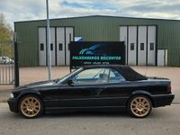 Begagnad BMW 320 Cabriolet 150 HK (110 kW) 1996 Svart Cab