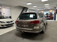 begagnad VW Passat 1.4 TSI EcoFuel Premium, Skinnsäte 448kr Års skatt Sport