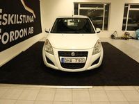 Begagnad Suzuki Splash GLS 94 HK (69 kW) 2013 Vit Halvkombi