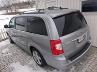 Begagnad Chrysler Town & Country 287 HK (211 kW) 2015 Gråmetallic Minibuss