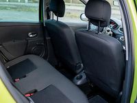 Begagnad Renault Clio R.S. 75 HK (55 kW) 2010 Halvkombi