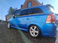 Begagnad Opel Zafira OPC 240 HK (176 kW) 2008 Minibuss