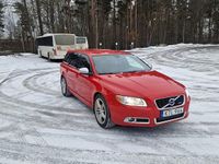 Begagnad Volvo V70 231 HK (169 kW) 2011 612 passion red Kombi
