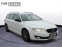 Begagnad Volvo V70 Standard 150 HK (110 kW) 2016 Vit Kombi