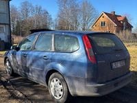 Begagnad Ford Focus 125 HK (91 kW) 2007 Kombi