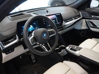 Begagnad BMW iX2 M Sport 150 kW (204 HK) 2026 Svart SUV