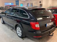 begagnad Skoda Superb Kombi 1.6 TDI Drag 2 ägare