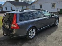 begagnad Volvo V70 2.5T Flexifuel Momentum *Drag* *Navi* *Tacklucka*