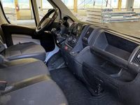 begagnad Peugeot Boxer Van 335 2.2 HDi Euro 5